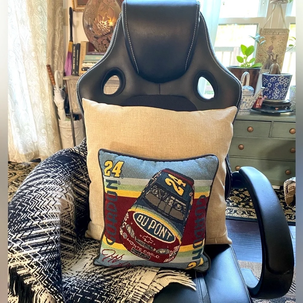 LIKE NEW VINTAGE—Vintage 1999 Jeff Gordon NASCAR Throw Pillow